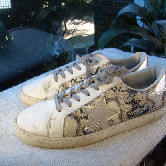 Vintage Havana Bianca gold snake white leather low top sneakers, size 7.5 - Picture 4 of 11